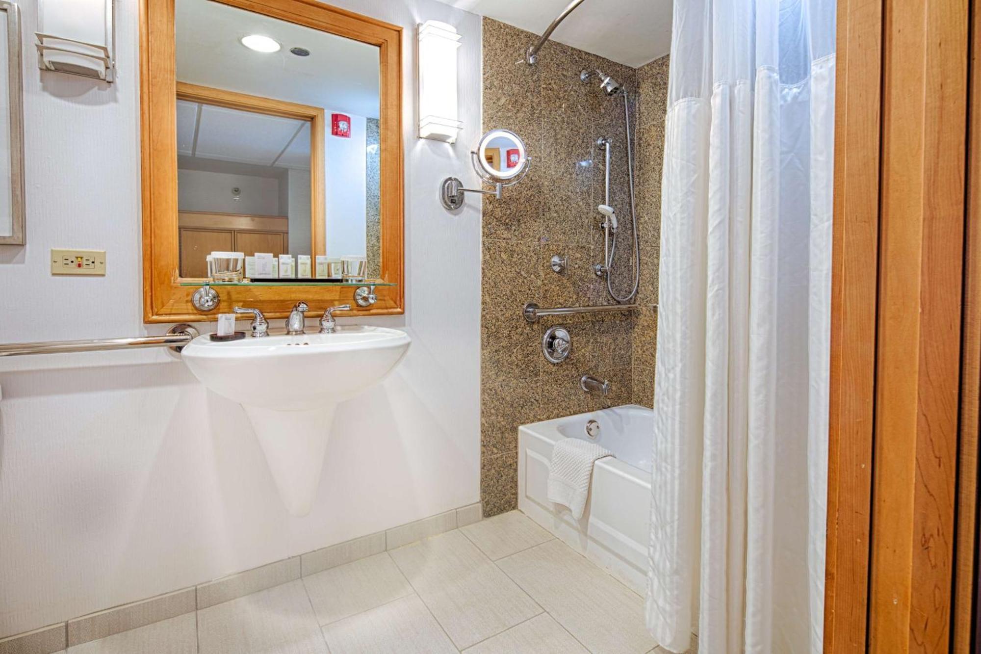 Embassy Suites By Hilton Chicago O'Hare Rosemont Εξωτερικό φωτογραφία